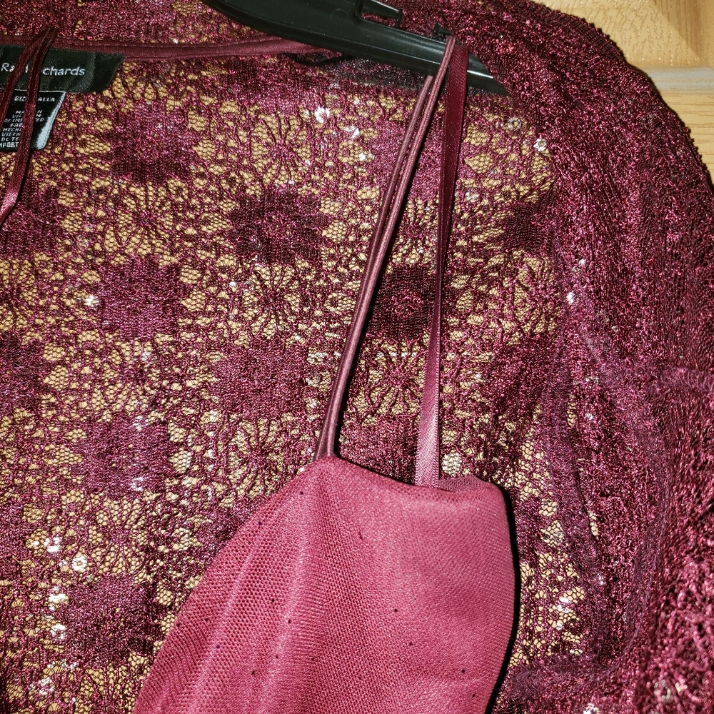 Dress - Picture 3 of 4